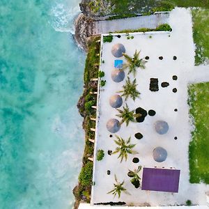 Raffia Beach Aparthotel